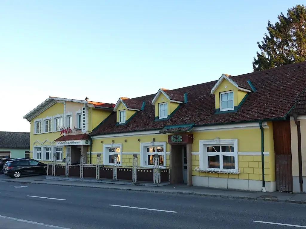 Elisabeth Burkhart_Edelstal_slider_image_3