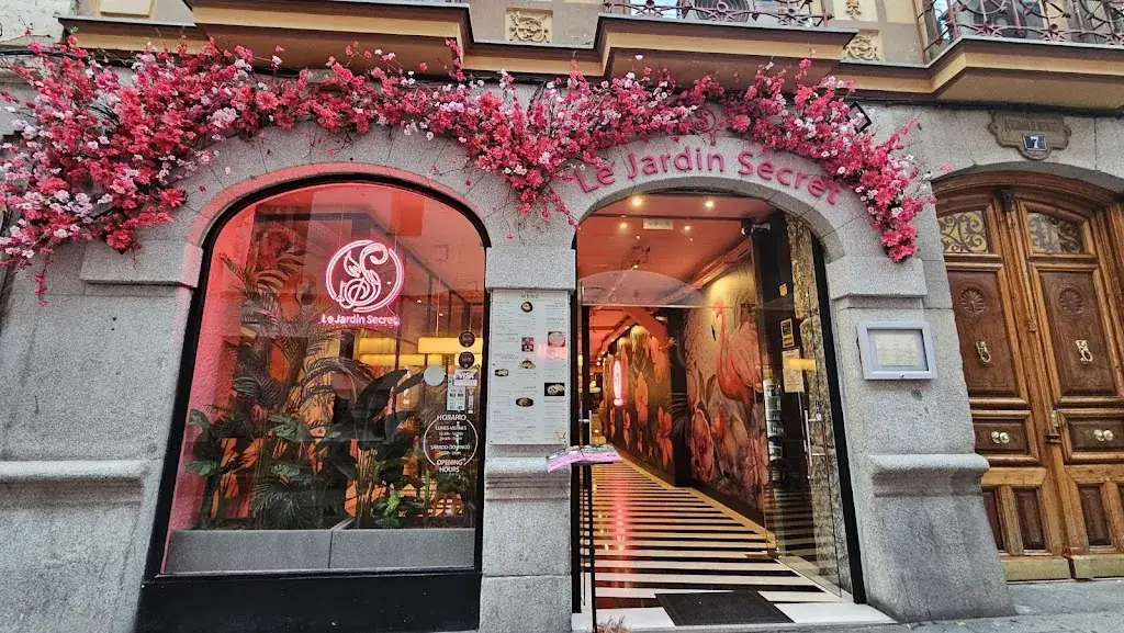 Restaurante Asiático Madrid Le Jardin Secret restaurant à Angern an der March