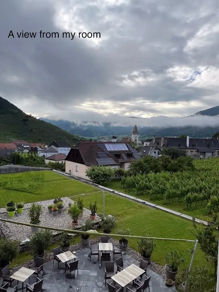 Carol Hewison_Hotel Garni Weinberghof_Altmelon_review