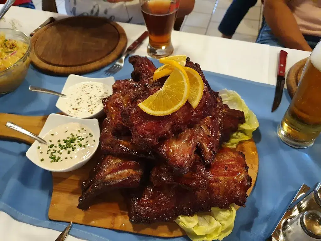 Christian S_Gasthof J Spiegl_Altmelon_avis