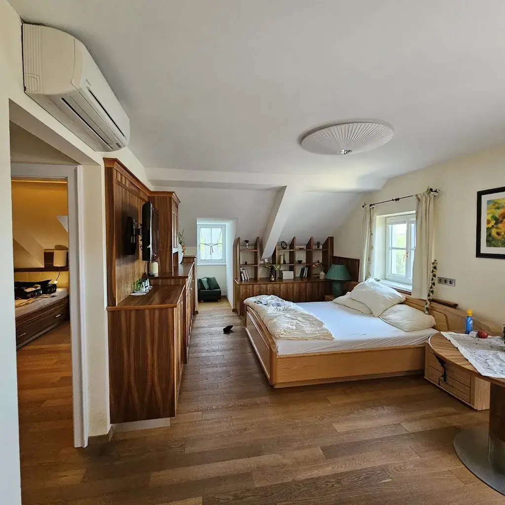 Richard White_Landgasthof Winter_Ardagger Stift_review