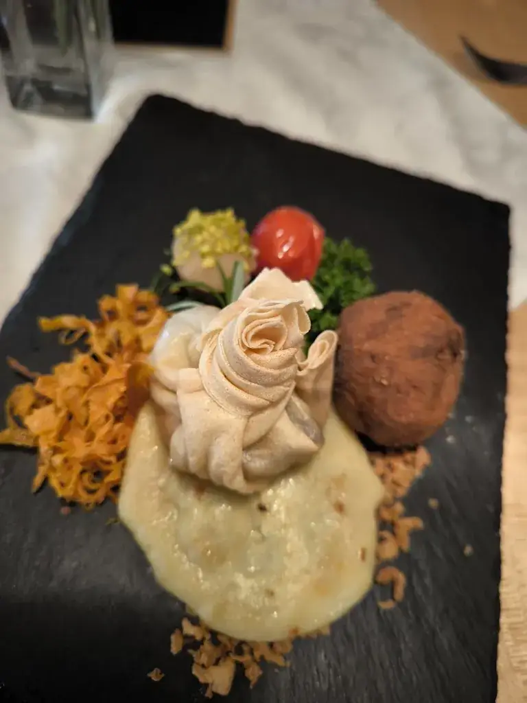 Heinrich Gollonitsch_Gasthaus Stöger_Ardagger Stift_review