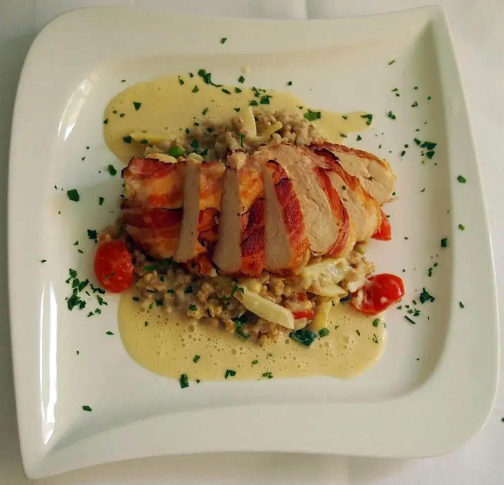 Gasthof „Zur Donaubrücke“_Ardagger Stift_slider_image_2