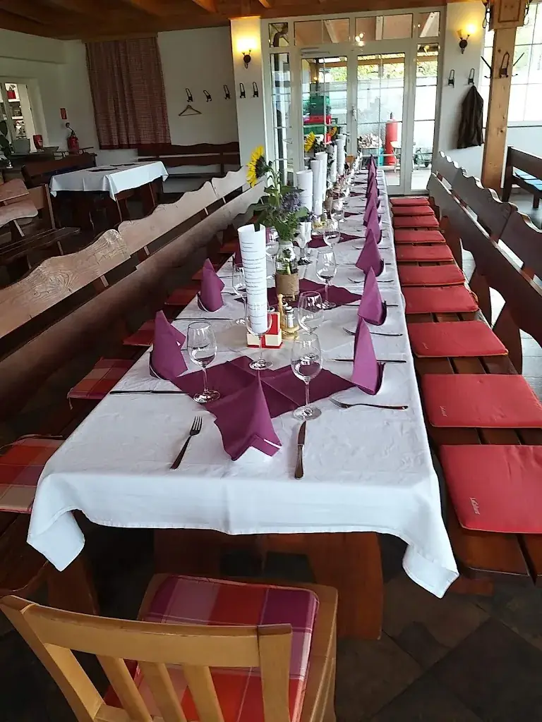 Gasthaus zur Post Inh Zmug Barbara_Aschbach Markt_slider_image_1