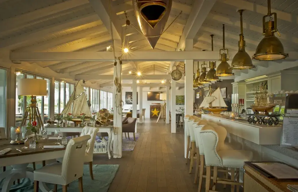 Boathouse Restaurant & Eventlocation in Atzenbrugg restaurant à Atzenbrugg