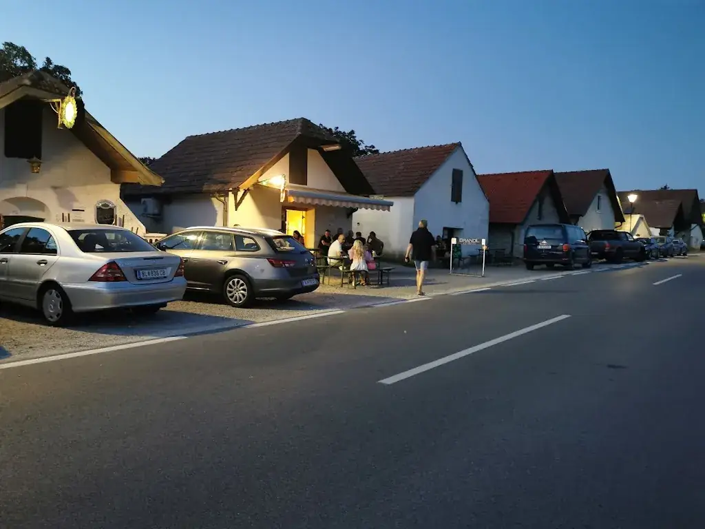 Heuriger Brandl_Edelstal_slider_image_2