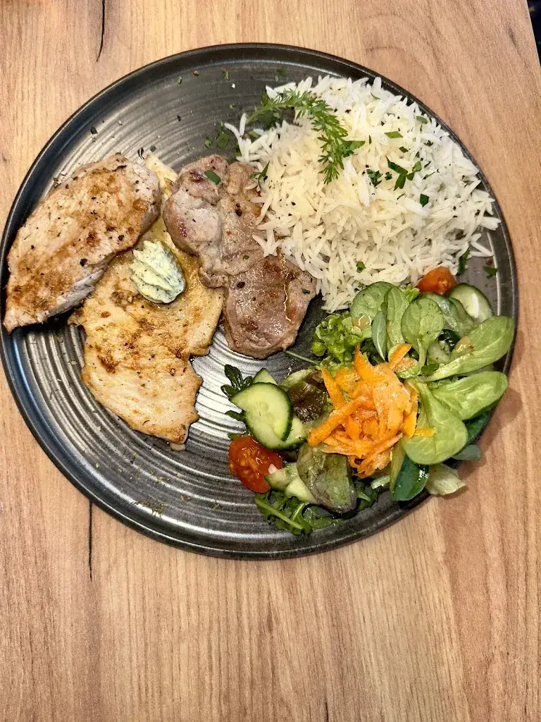 Brothers Restaurant Amstetten_Amstetten_slider_image_2