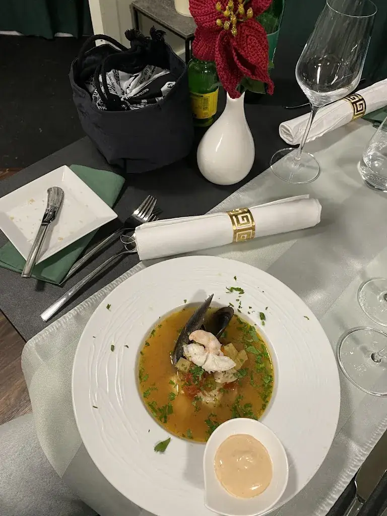 Lena_Der Feinspitz_Amstetten_avis