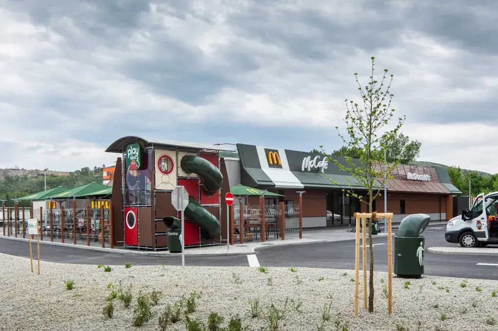 McDonald's Bad Deutsch-Altenburg_Bad Deutsch-Altenburg_slider_image_3