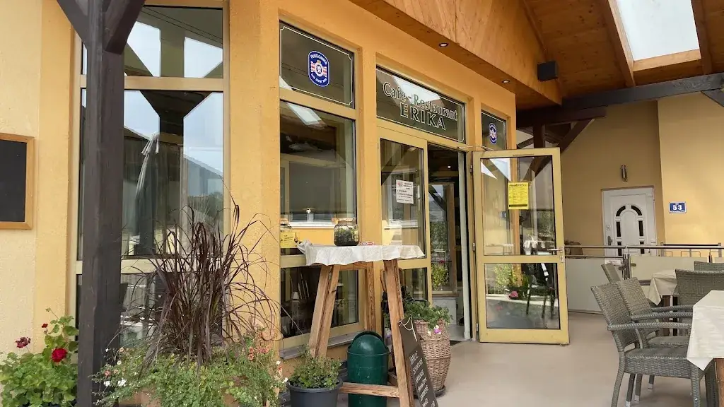Cafe Restaurant Erika restaurant à Aspang Markt