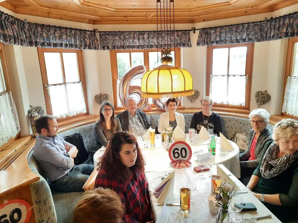 Cafe Restaurant Erika_Aspang Markt_slider_image_3