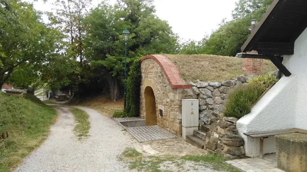 Carnuntum Heurigen_Edelstal_slider_image_2