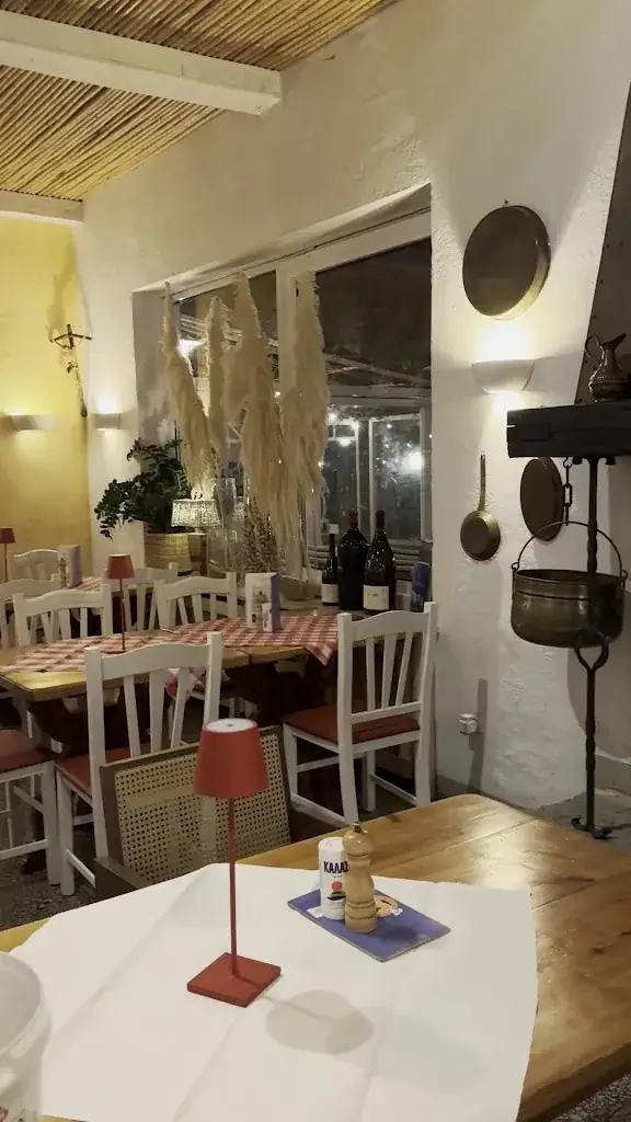 TN Ahuja_Griechische Taverne Am Sachsengang_Andlersdorf_avis