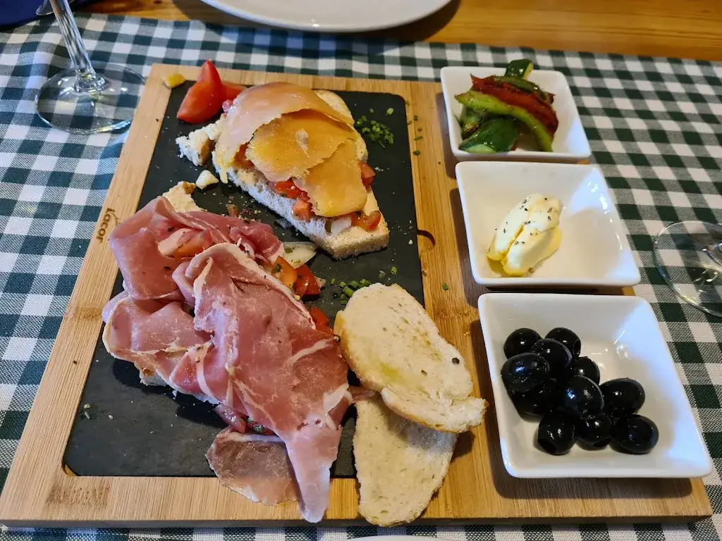 Franz Csucker_Gasthaus zur Zuckerfabrik_Andlersdorf_avis