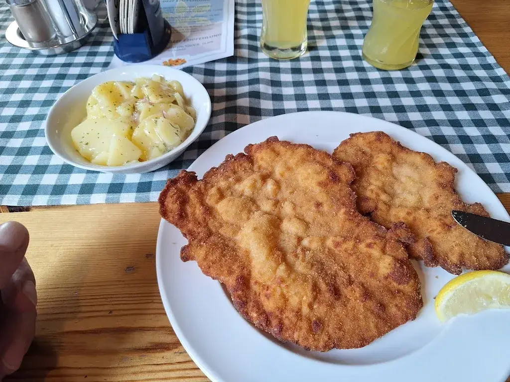 Gasthaus zur Zuckerfabrik_Andlersdorf_slider_image_3