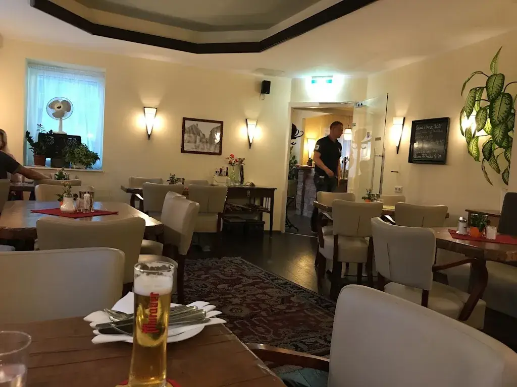 chicken clown_3eck-cafe-restaurant_Andlersdorf_avis