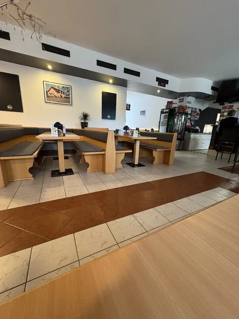 Anne Ngu_Gasthof-Hotel -Novakovic_Bad Pirawarth_avis