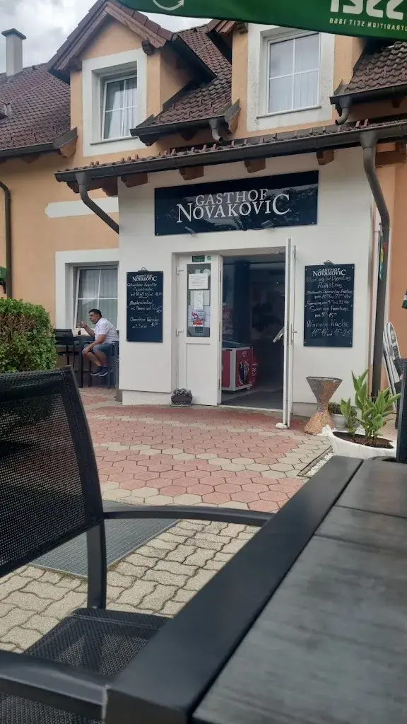 Gasthof-Hotel -Novakovic_Bad Pirawarth_slider_image_2