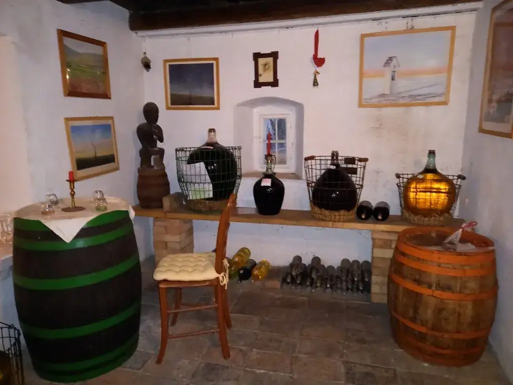 Tunner Heuriger Galerie_Edelstal_slider_image_2