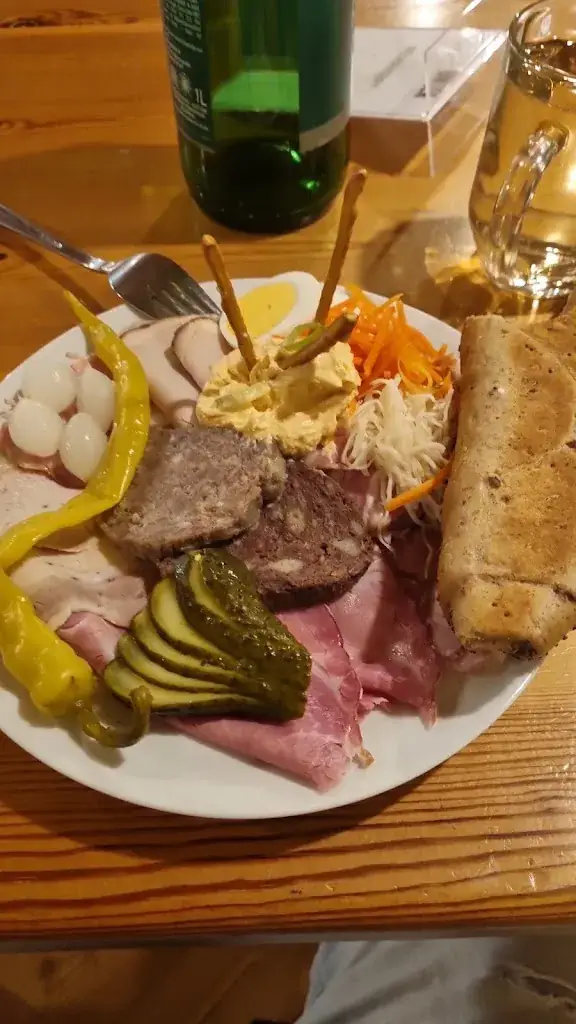 Menu_Heurigen Unger_Bad Pirawarth_image_1