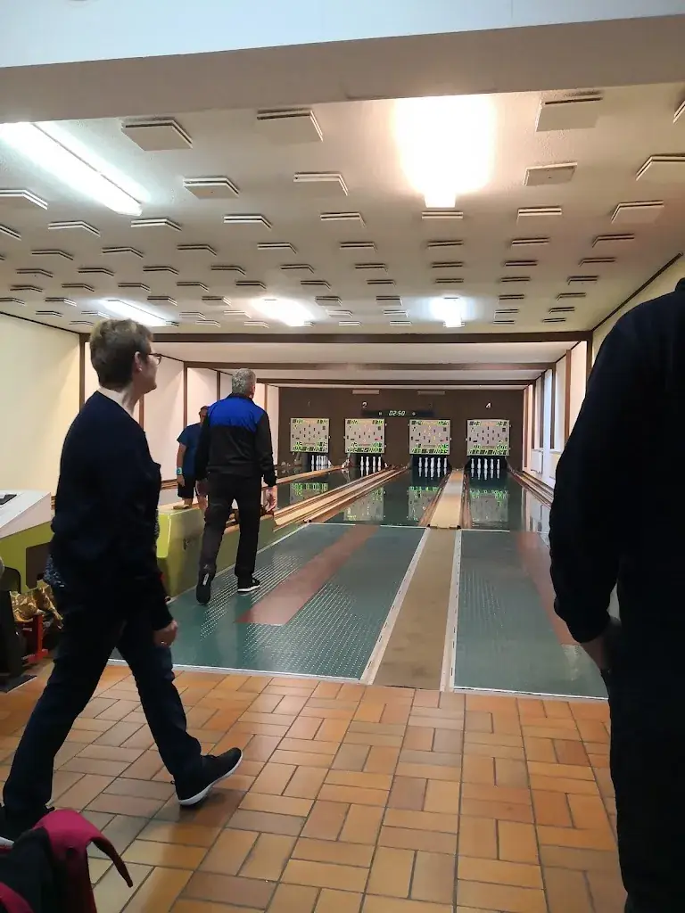 Knuwex_Café-Restaurant Sabine_Bad Erlach_avis