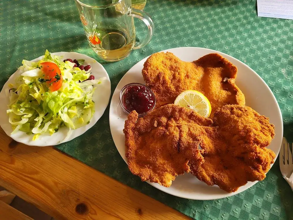 Schmankerlheuriger Breitsching_Bad Erlach_slider_image_2