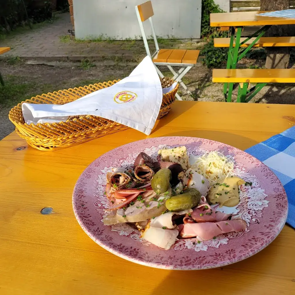 Dorfheuriger Reiterer- Loibenböck restaurant à Bad Erlach