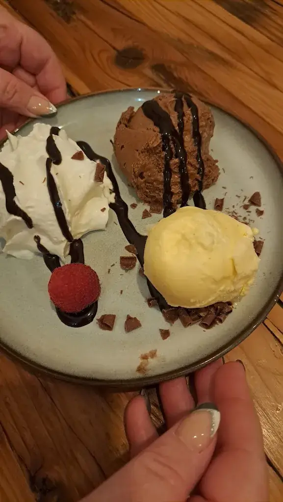 Markus Turtle_Zum Riegler by Windisch_Bad Fischau_review