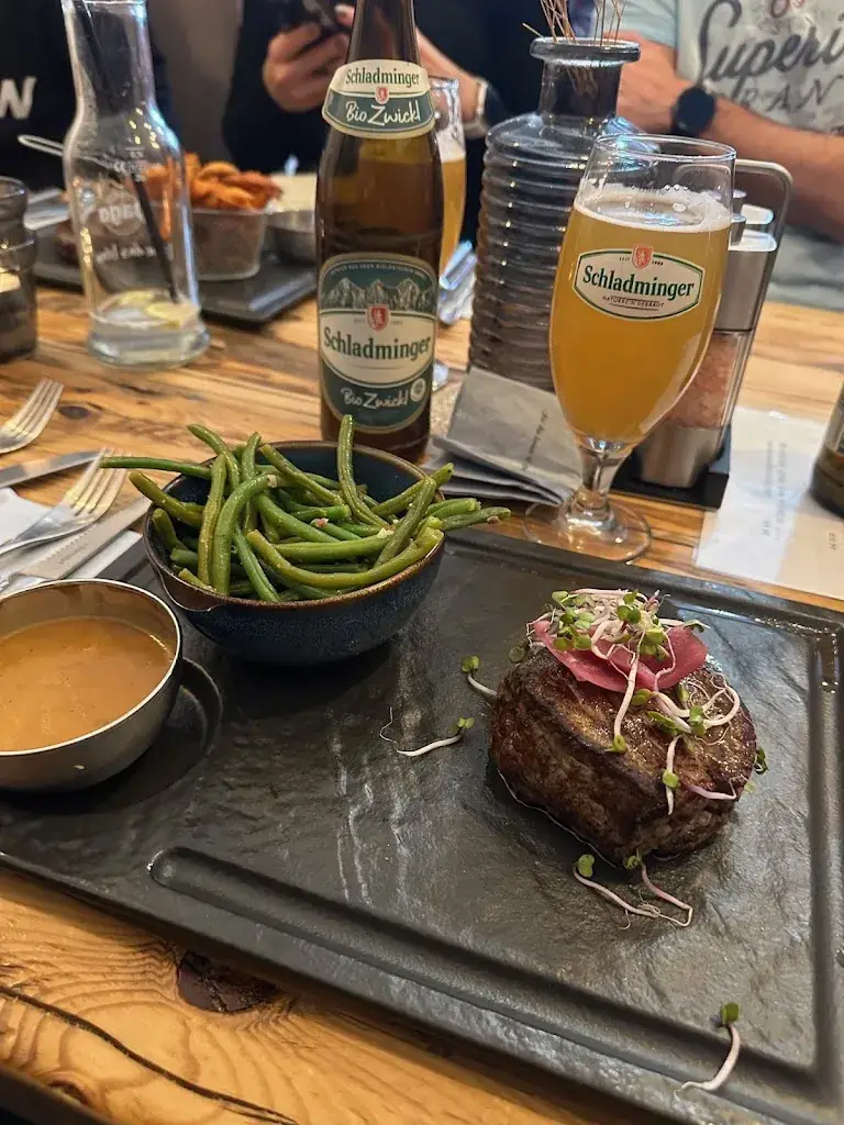 Zum Riegler by Windisch_Bad Fischau_slider_image_3