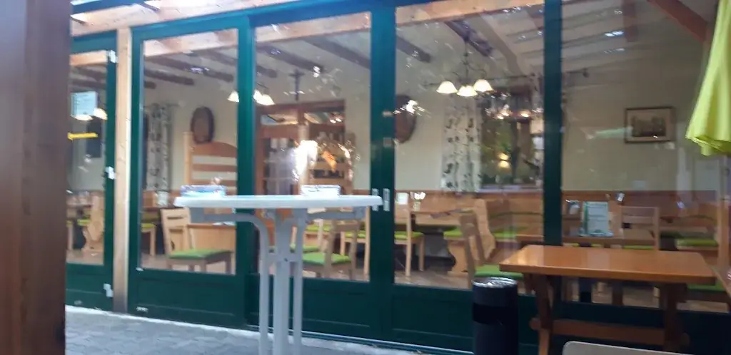 Hofstadlheuriger Weinstube Goldfuß_Bad Fischau_slider_image_1