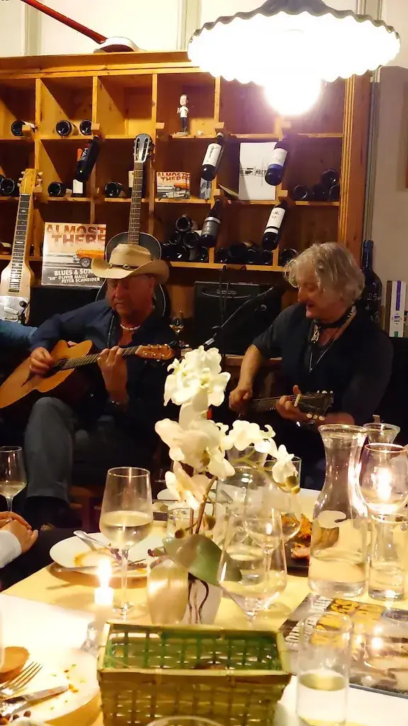 Birgit Zoechmeister_Wein & Brot_Bad Fischau_avis