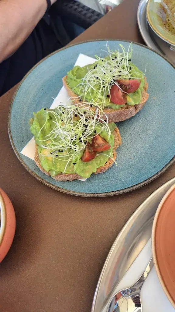 Markus Turtle_Cafe Viscaia_Bad Fischau_avis