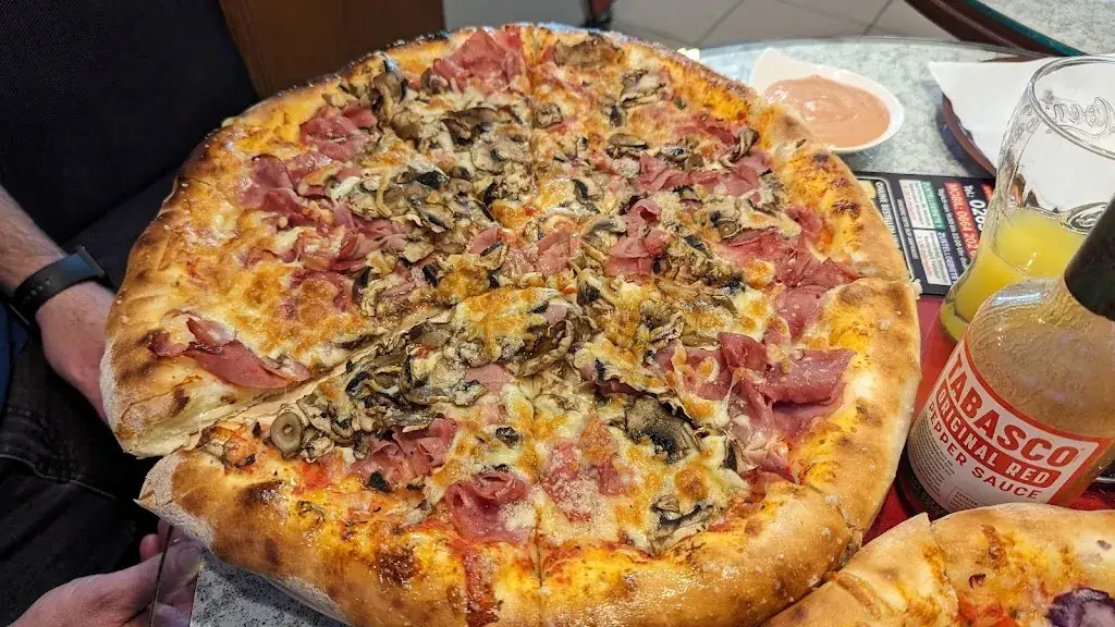 Menu_Pizzeria Miami_Bad Fischau_immagine_3