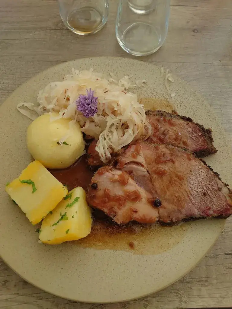 Patrick Gassler_Gasthaus Hönigl_Behamberg_avis