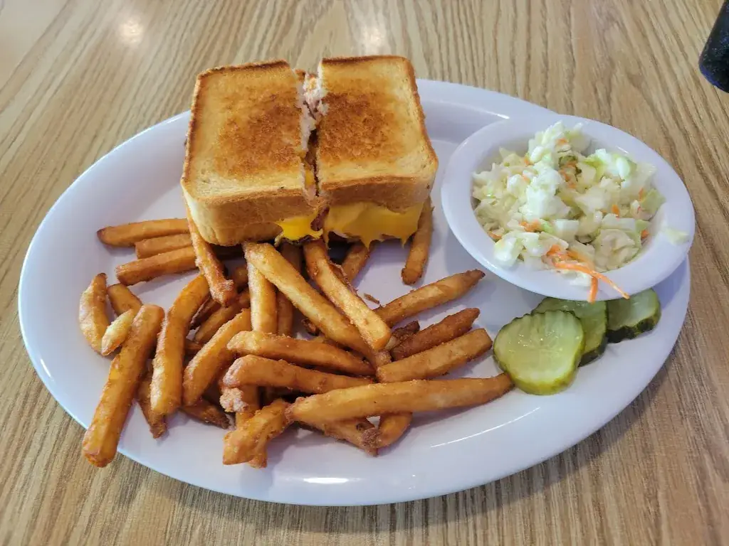 Antonio's Restaurant & Pizzeria_Bergland_slider_image_3