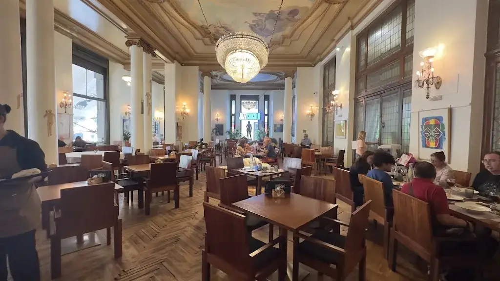 La Pecera del Círculo de Bellas Artes_Berg_slider_image_3