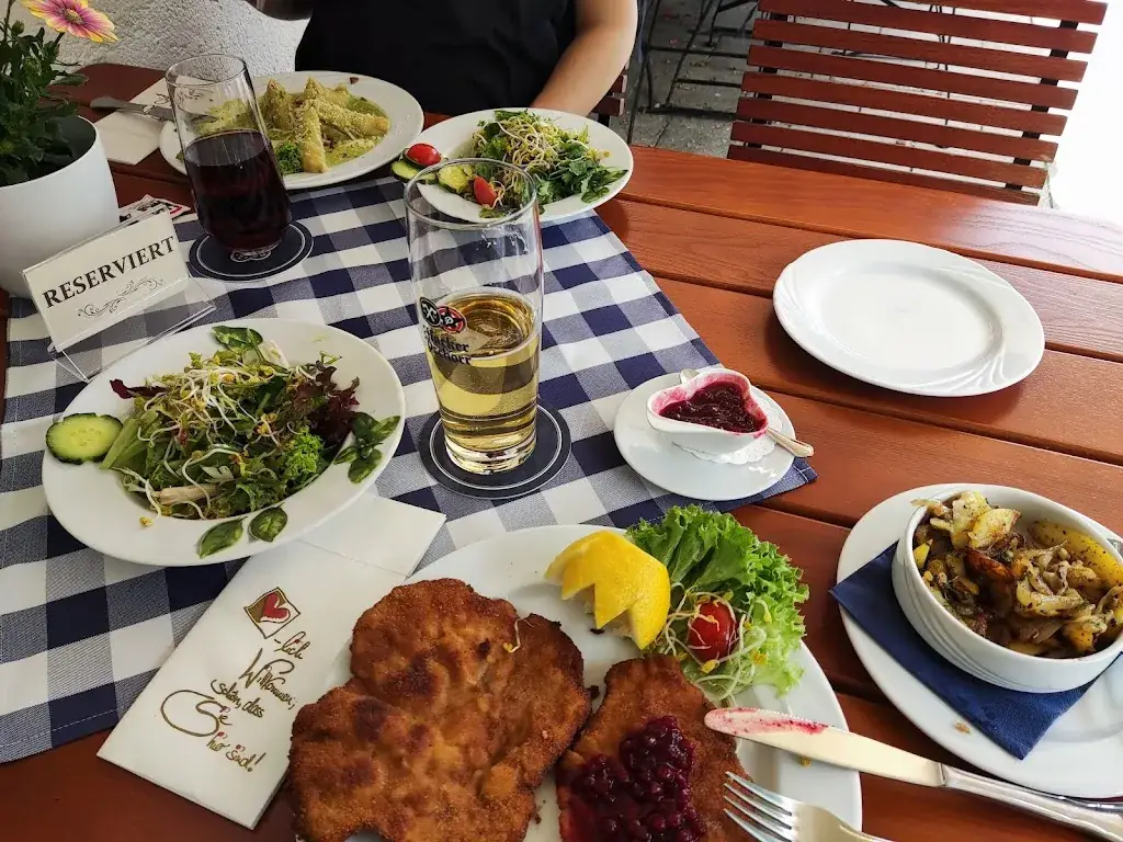 Menu_Oskar-Maria-Graf-Stüberl Peter Reinmann_Berg_immagine_6