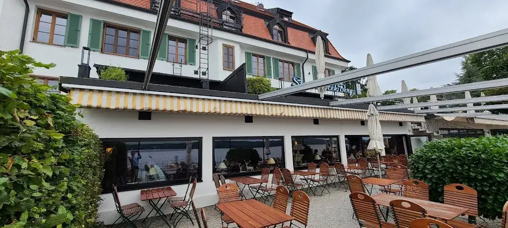 Daniel Yufa_Strandhotel Berg_Berg_recensione