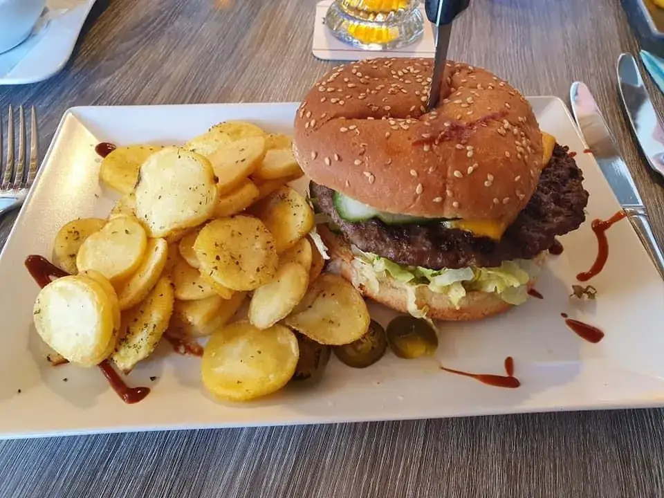 Jorgos Taverne_Berg_slider_image_2