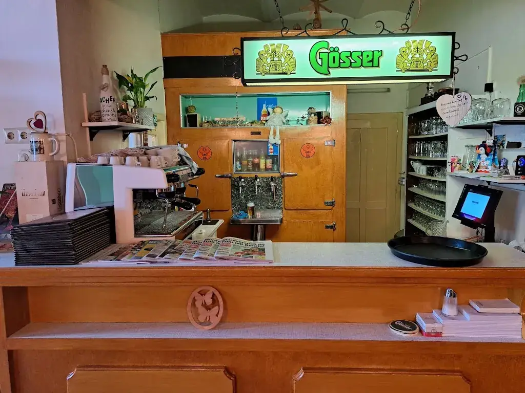 Dorfwirtshaus Bauer restaurant in Bernhardsthal