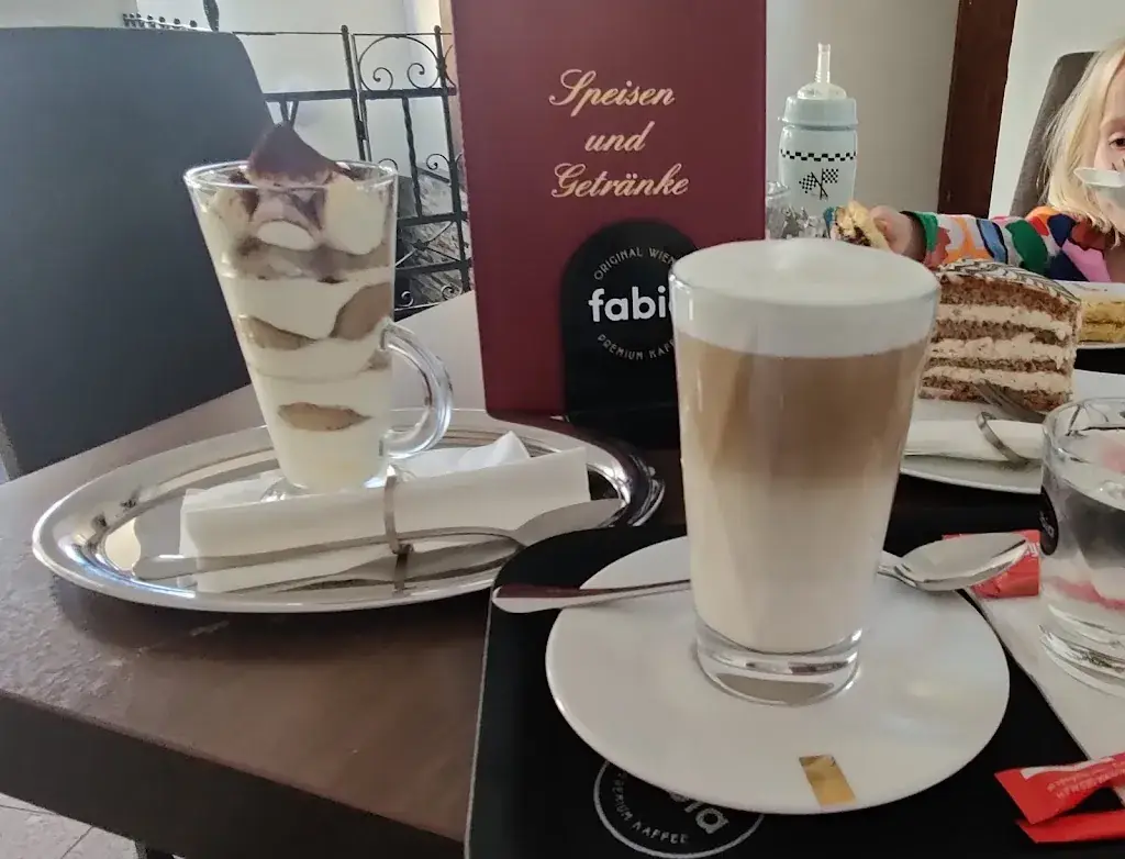 Menu_Phönix Konditorei OG Schloss Hubertendorf_Blindenmarkt_image_4