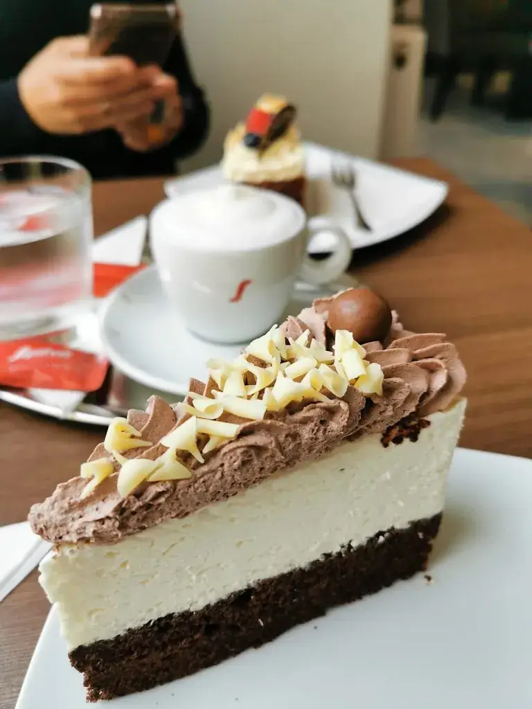 Menu_Phönix Konditorei OG Schloss Hubertendorf_Blindenmarkt_image_8