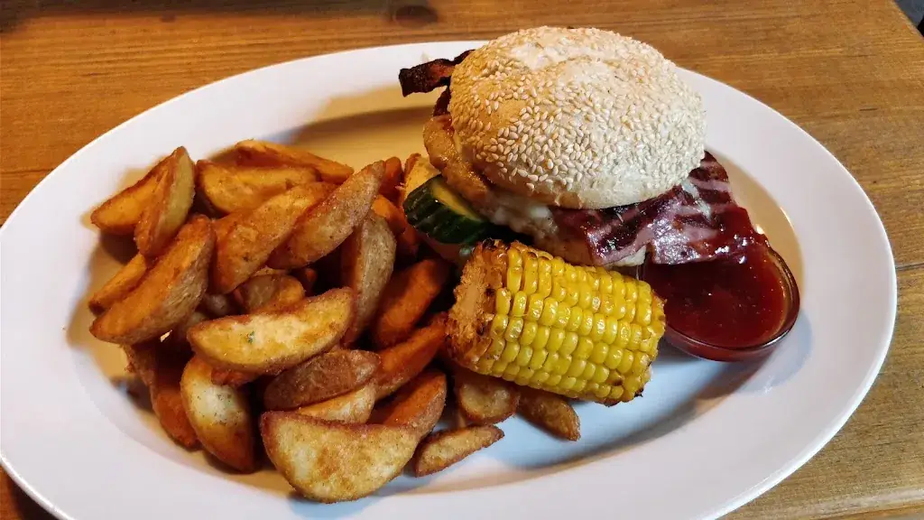 BH - Bierhof Bad Vöslau_Bad Vöslau_slider_image_2