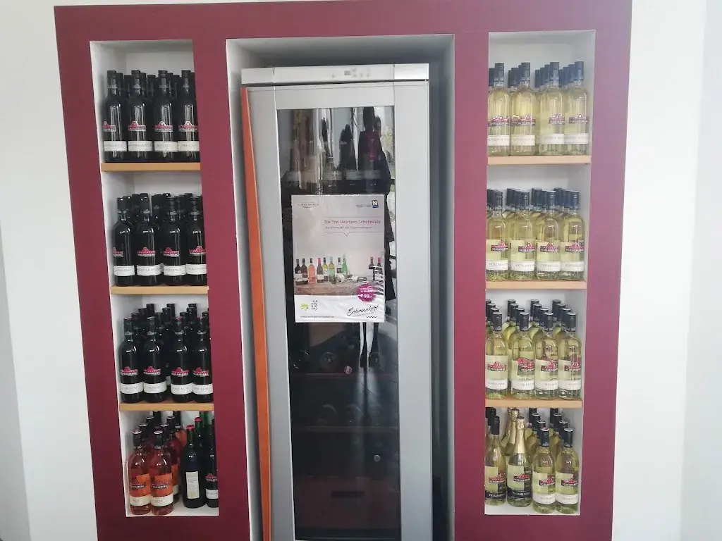 Sarah Jone_Weingut Schlossberg_Bad Vöslau_recensione