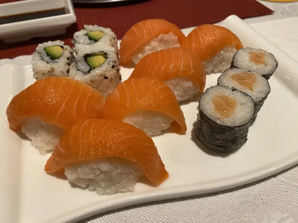 China Restaurant Neu Lucky_Bad Vöslau_slider_image_2