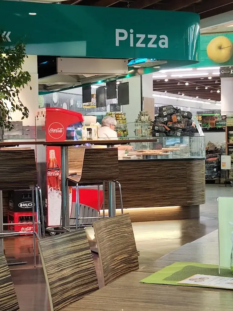 Billa Plus Restaurant_Bad Vöslau_slider_image_3