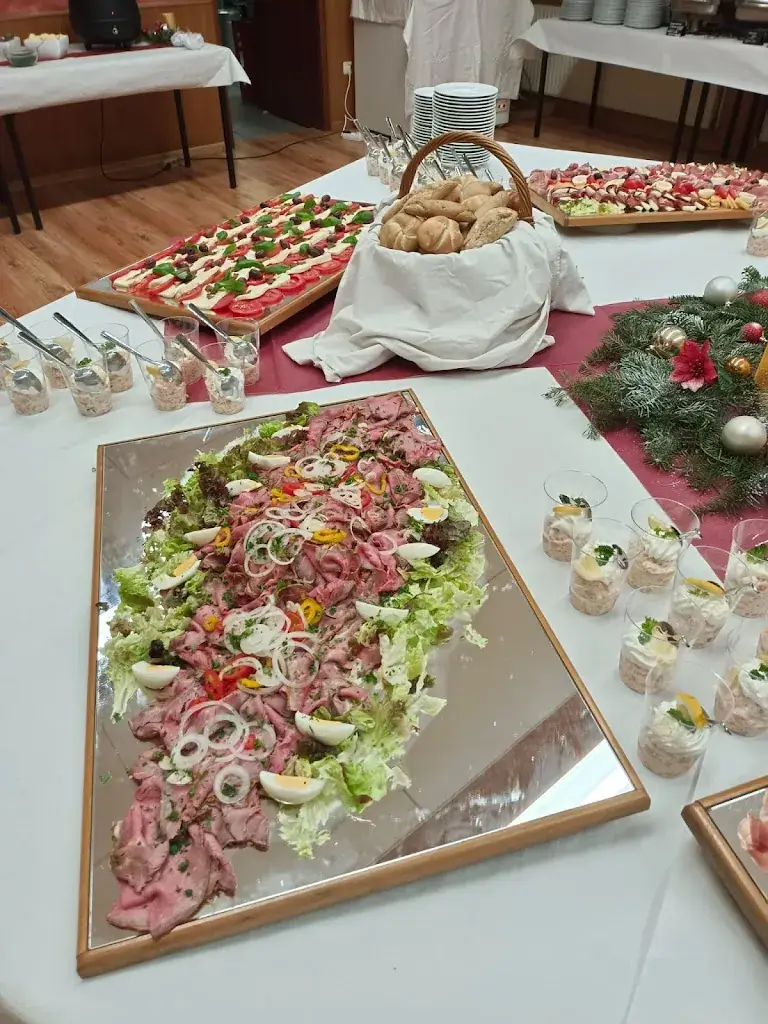 Helga Tretthann Volksheim Gainfarn_Bad Vöslau_slider_image_2