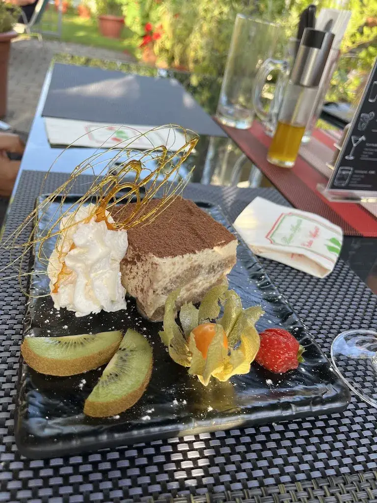 Roland Pragt_Restaurant Bella Toscana_Biberbach_avis