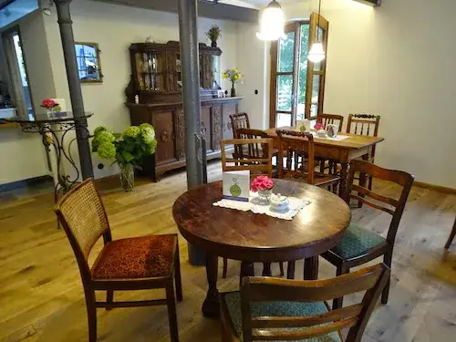 Bioladen und Café Edith Neidlinger - Grünes. Gutes. Gesundes._Biberbach_slider_image_3