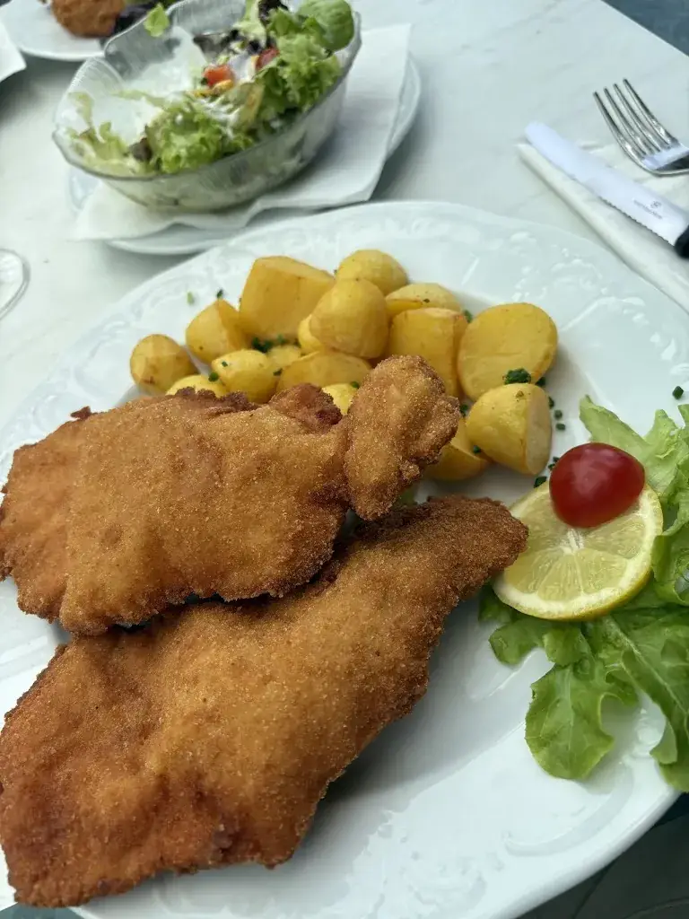 Gasthaus Leiner KG_Eltendorf_slider_image_3